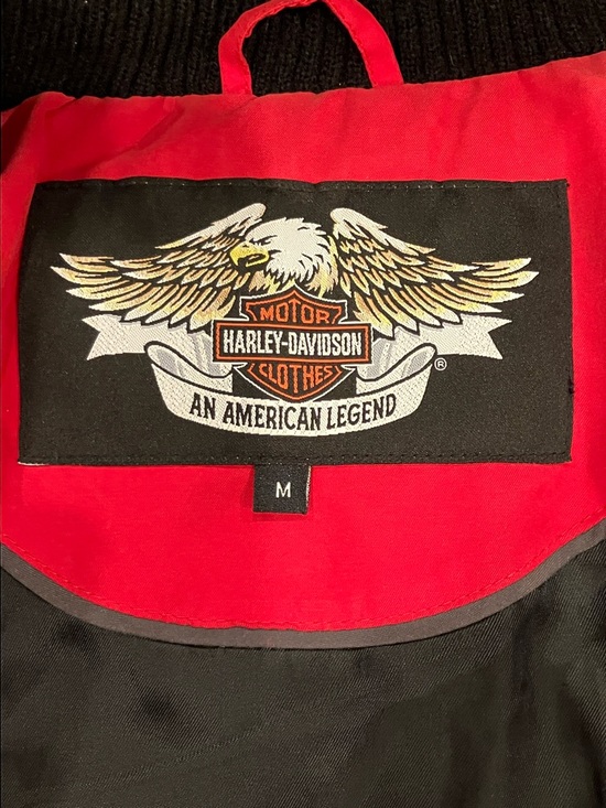 Harley Davidson | Red Quilted Hooded Jacket with Black Panels and Faux Fur - Picture 3 of 14